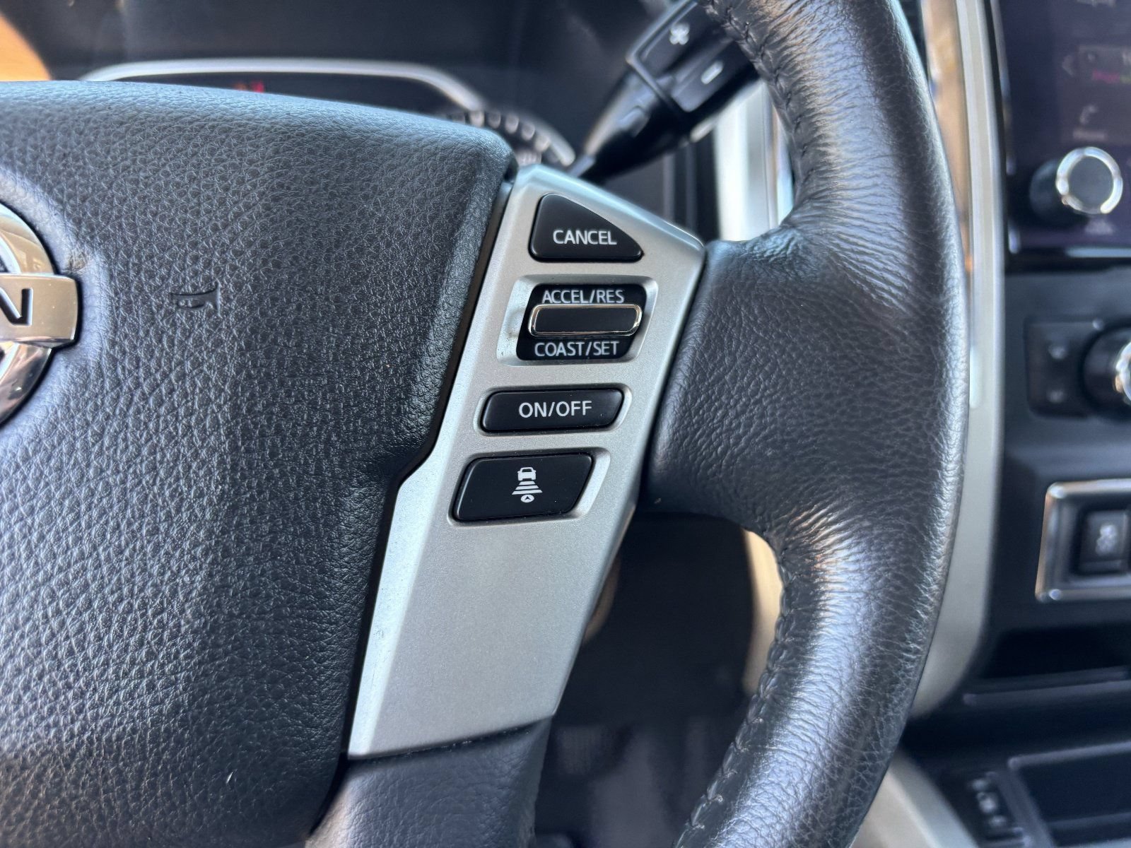 Certified 2021 Nissan Titan SV w/ SV Convenience Package RWD image 31
