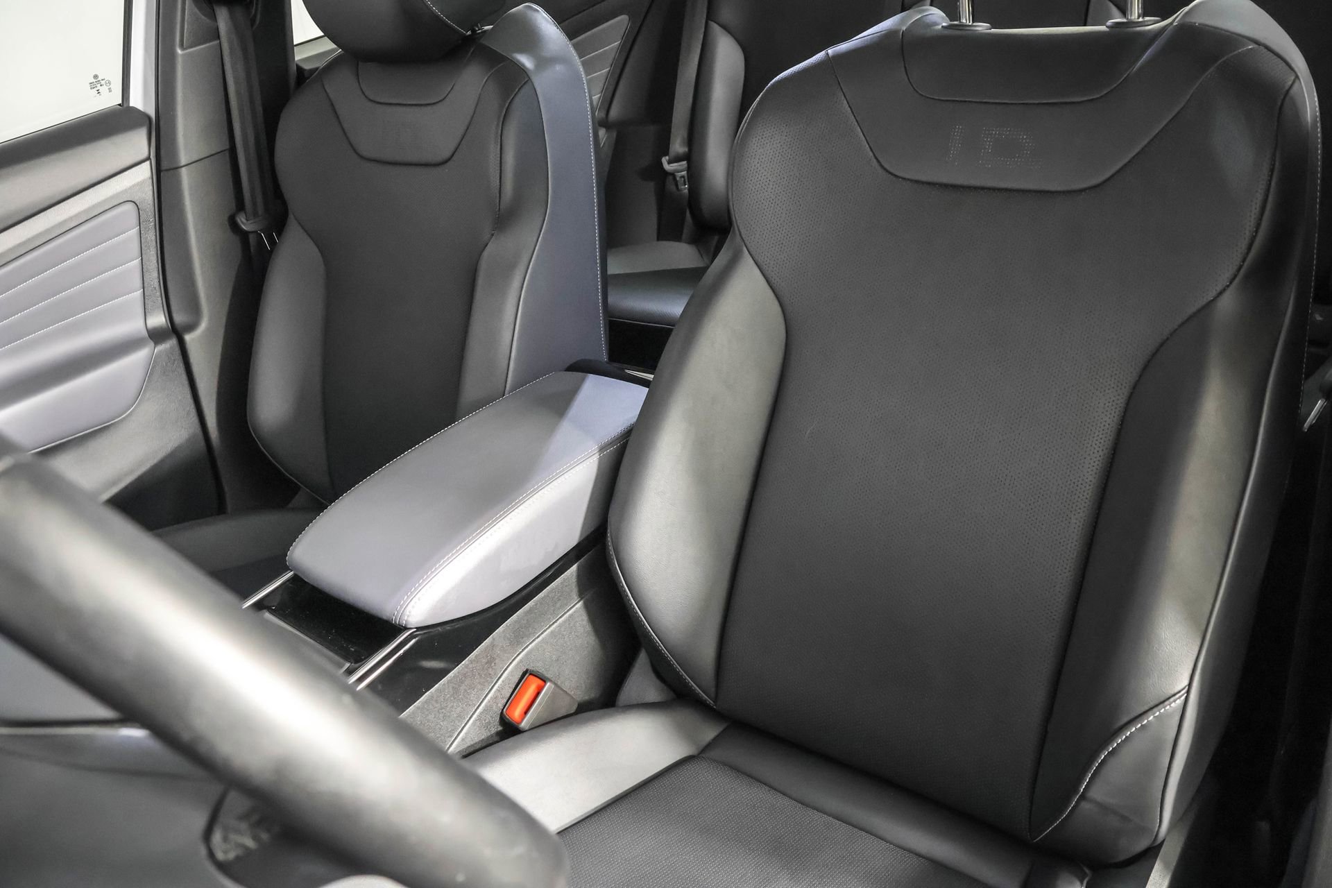 Certified 2023 Volkswagen ID.4 Pro S Plus image 24