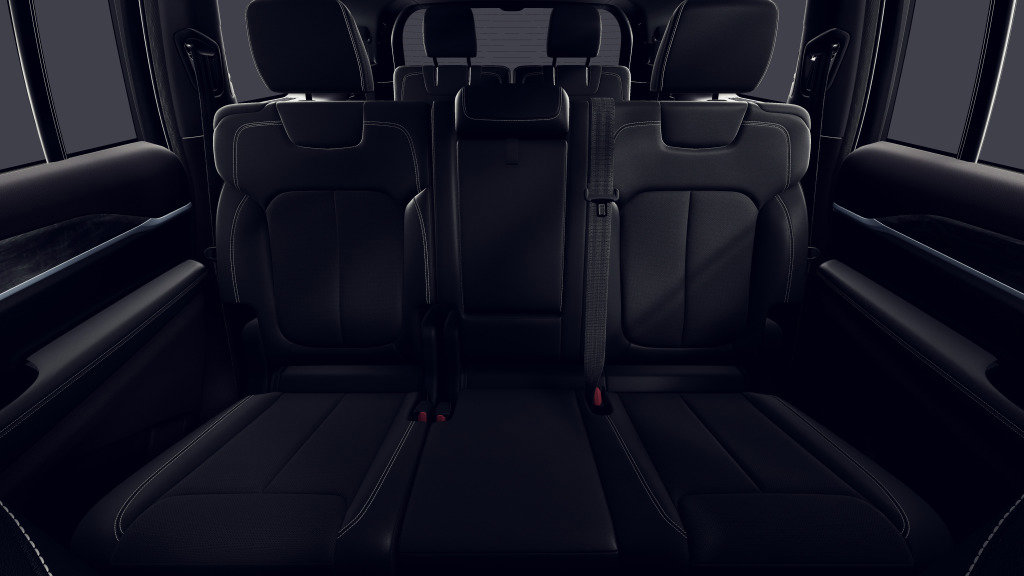 New 2026 Jeep Grand Cherokee L 2WD image 3