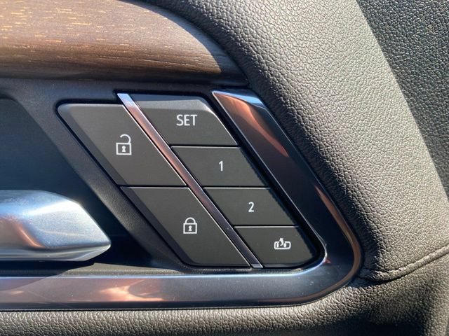 Used 2024 Chevrolet Silverado 2500 High Country AWD/4WD image 18