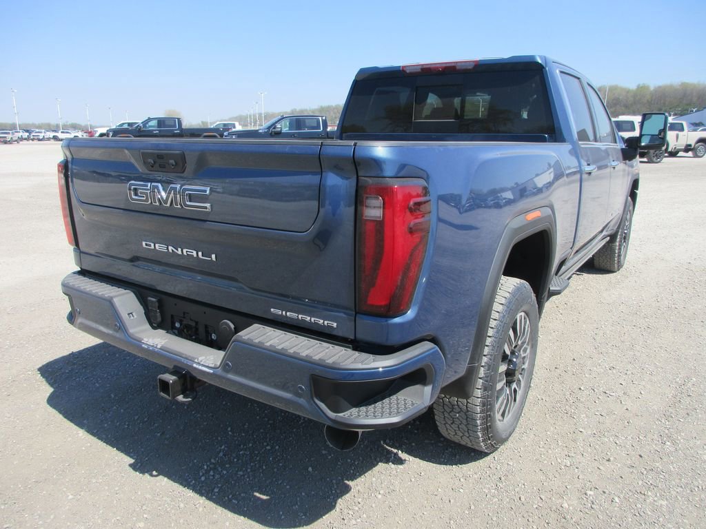 New 2026 GMC Sierra 3500 Denali Ultimate image 4