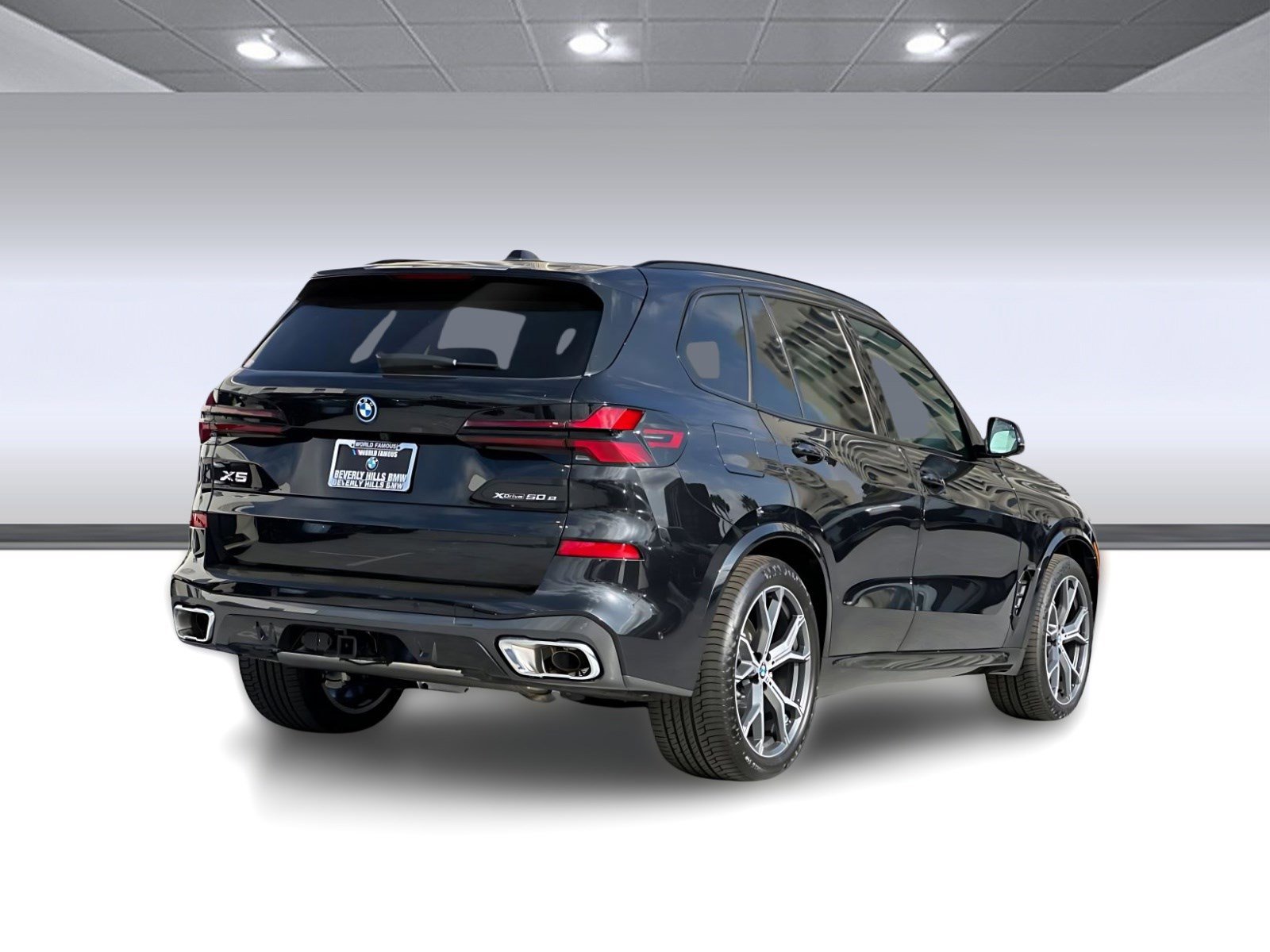 Used 2026 BMW X5 xDrive50e w/ M Sport Package AWD/4WD image 9