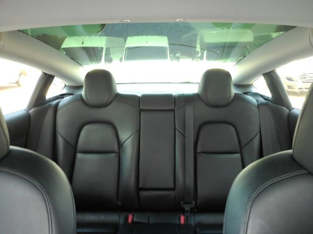 Used 2019 Tesla Model 3 Performance AWD/4WD image 32