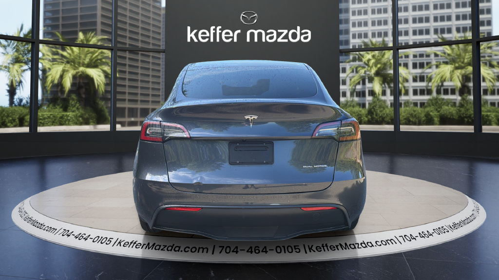 Used 2022 Tesla Model Y Long Range AWD/4WD image 6