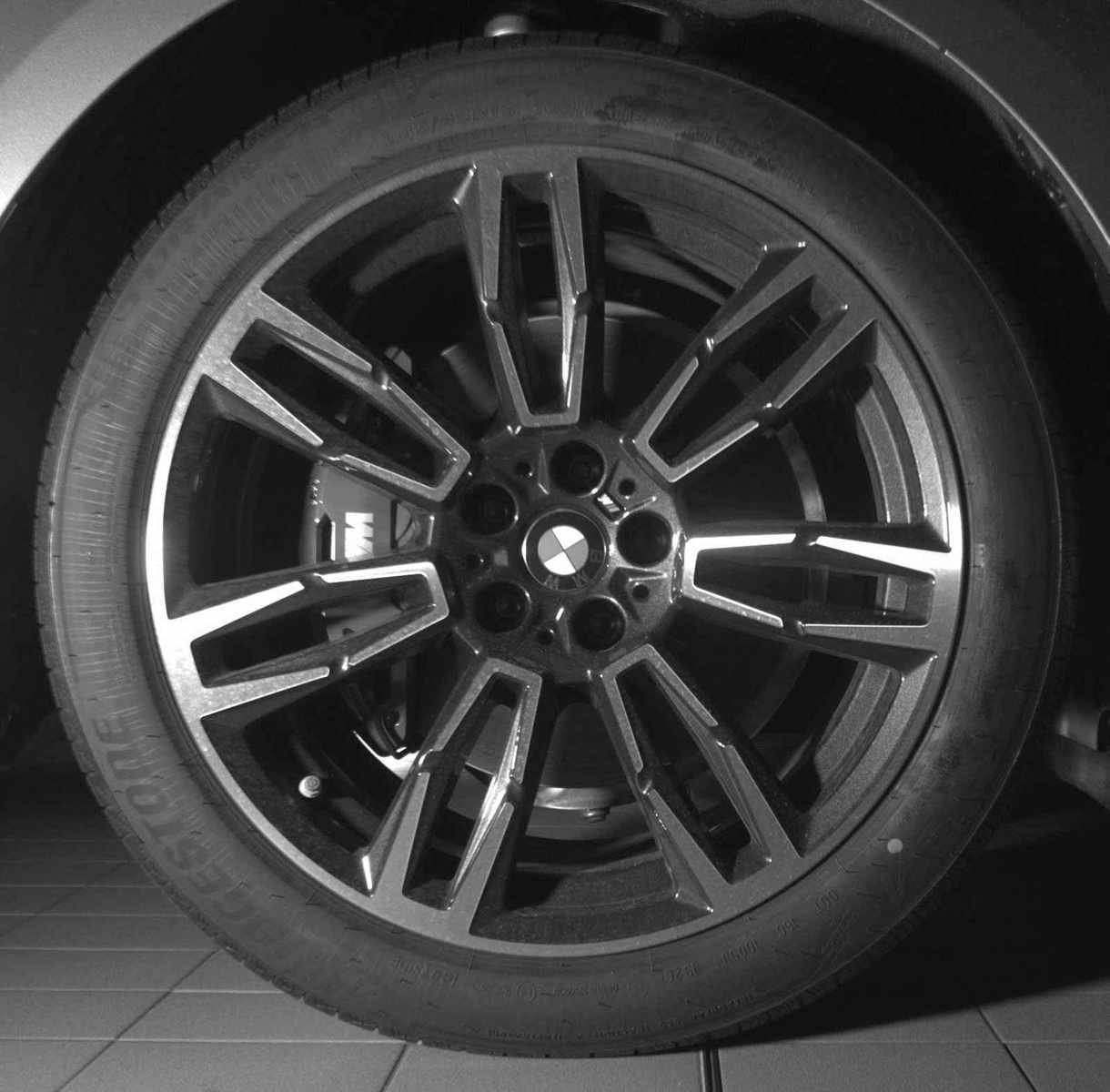 New 2027 BMW 530i xDrive w/ M Sport Package AWD/4WD image 21