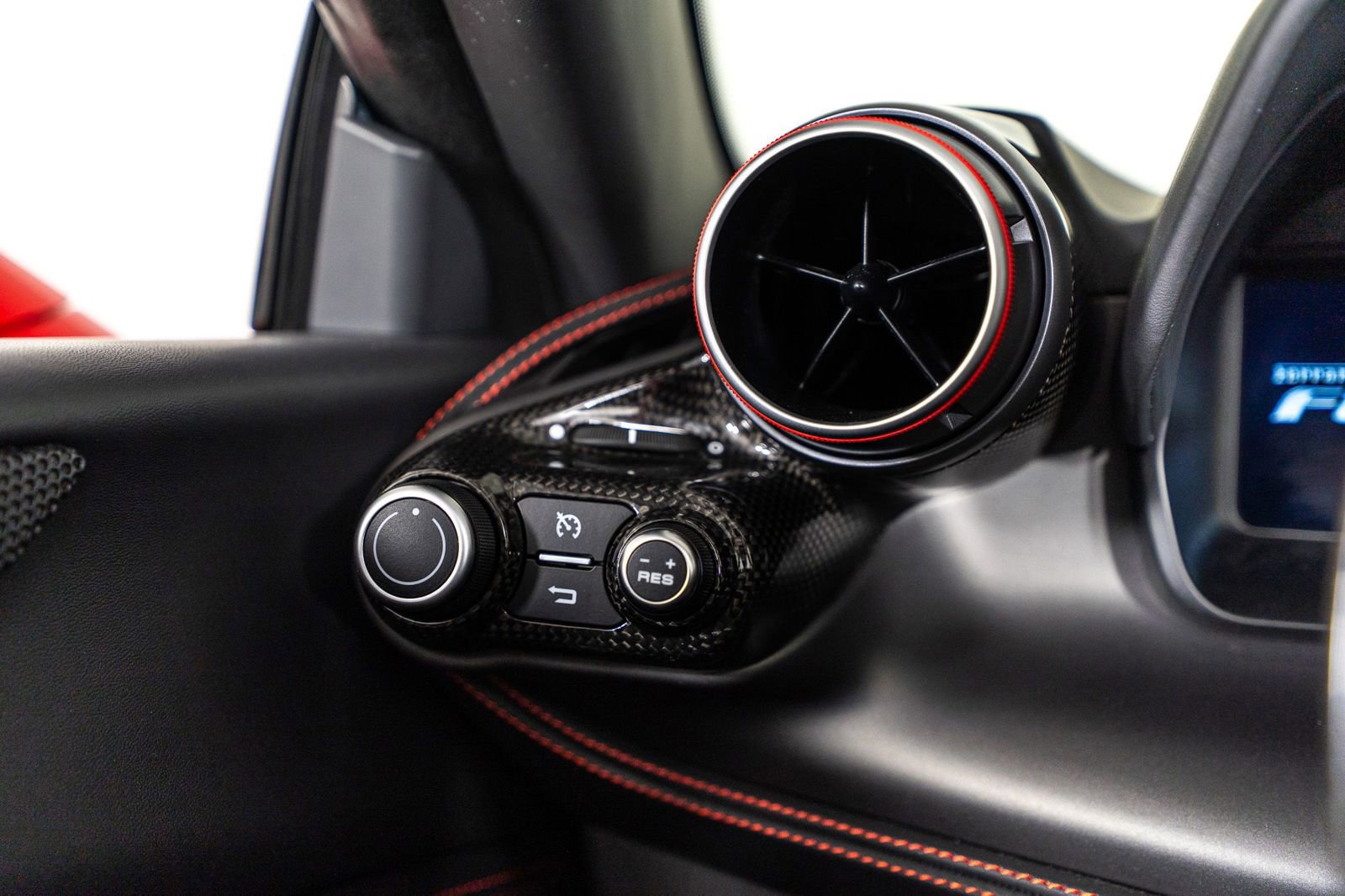 Certified 2021 Ferrari F8 Tributo Base image 47