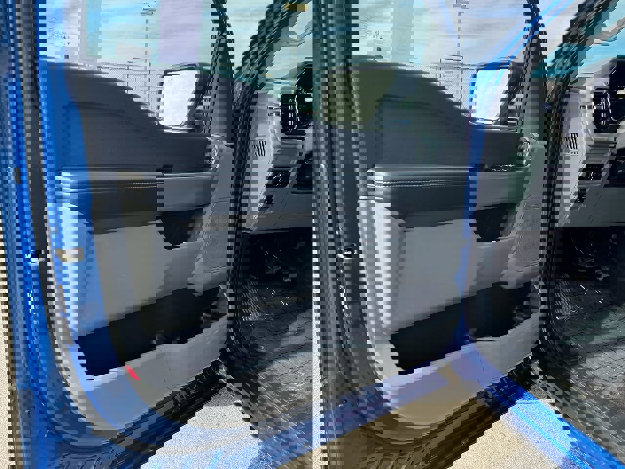 Used 2023 Ford F150 XLT image 43