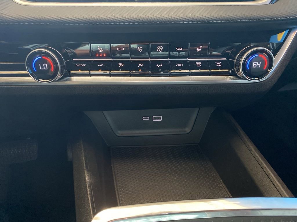 New 2026 Chevrolet Equinox LT w/ Convenience Package II image 7
