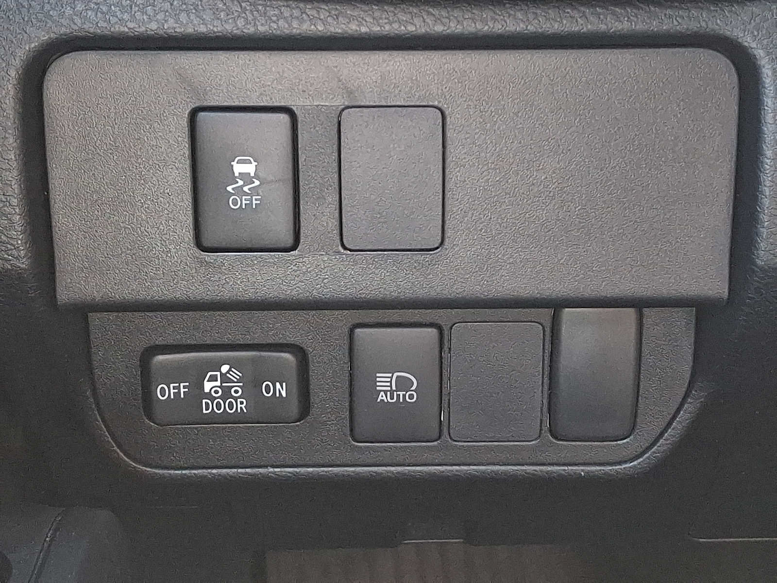 Used 2023 Toyota Tacoma SR AWD/4WD image 26