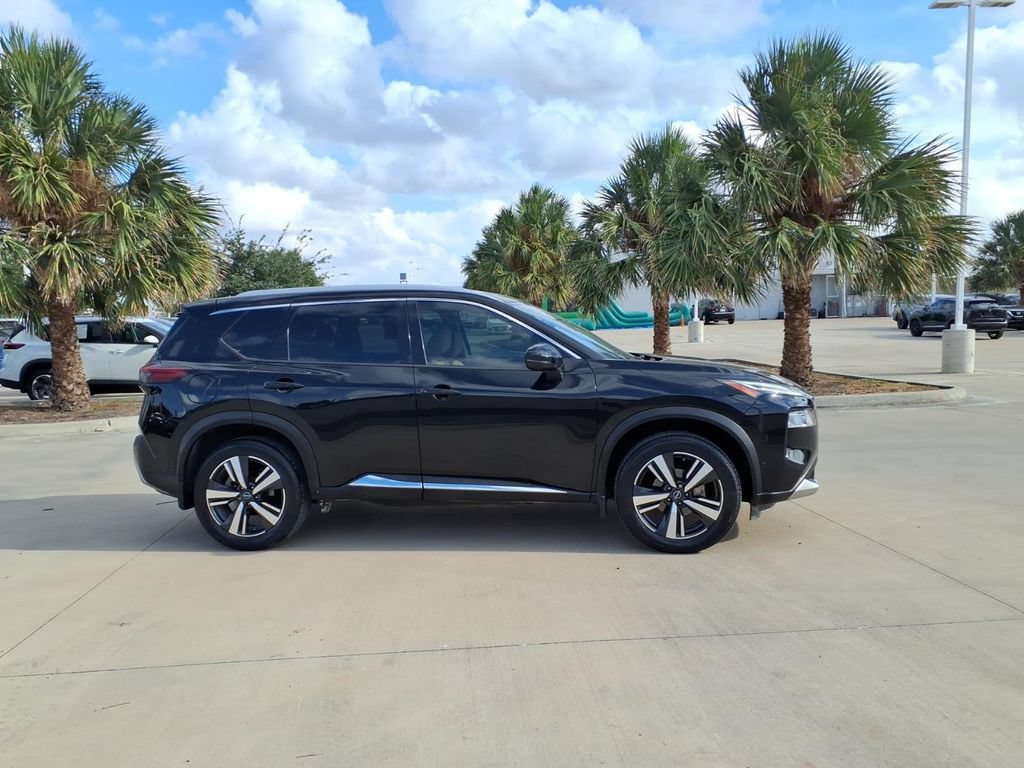 Used 2023 Nissan Rogue Platinum FWD image 6