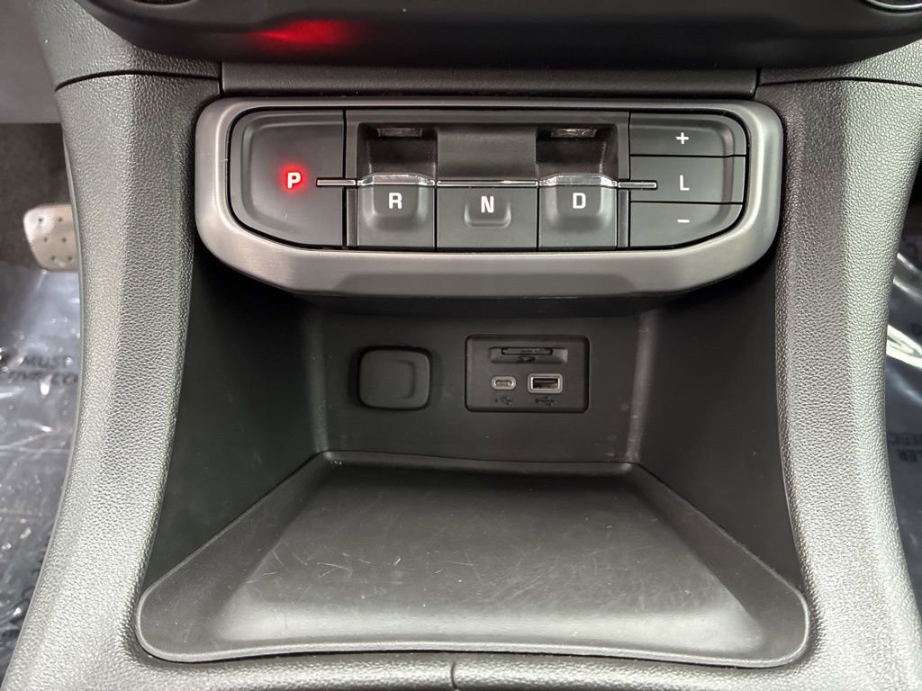 Used 2023 GMC Acadia AT4 w/ GMC Pro Grade Package AWD/4WD image 15