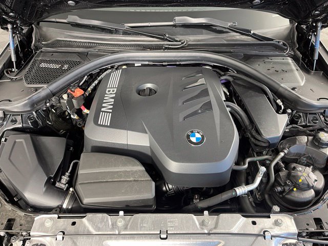 Used 2025 BMW 330i xDrive Sedan w/ Premium Package AWD/4WD image 45