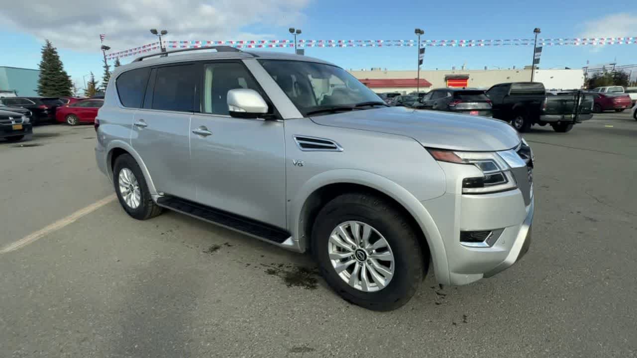 Used 2021 Nissan Armada SV AWD/4WD image 2