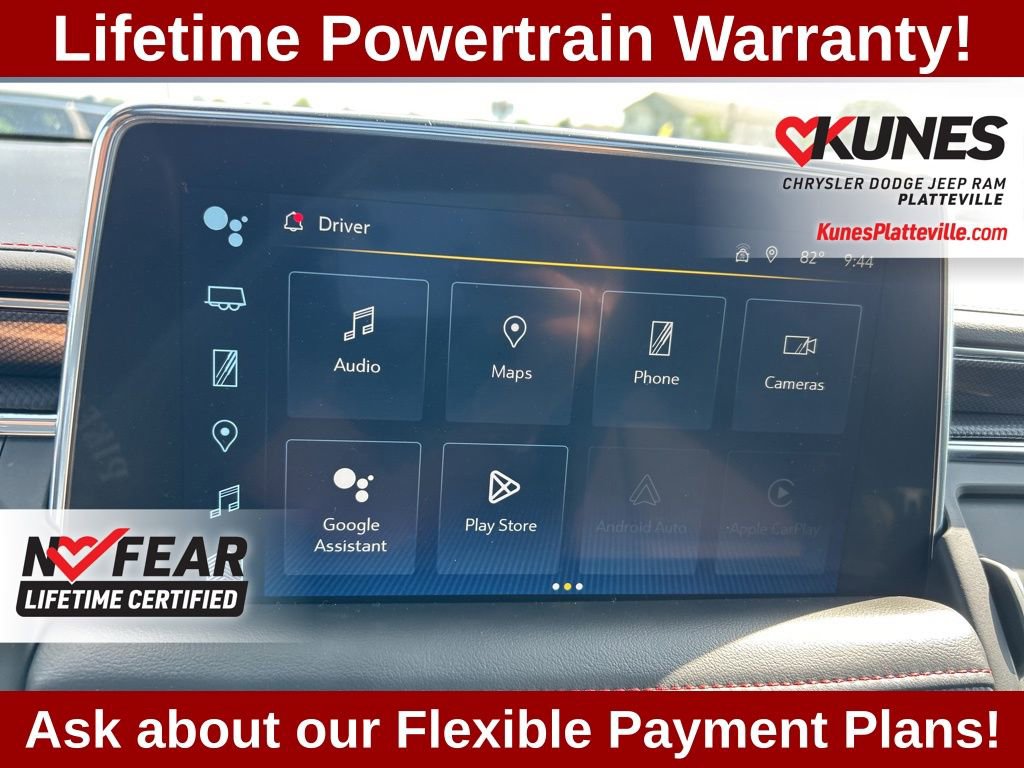 Used 2024 Chevrolet Suburban RST image 29