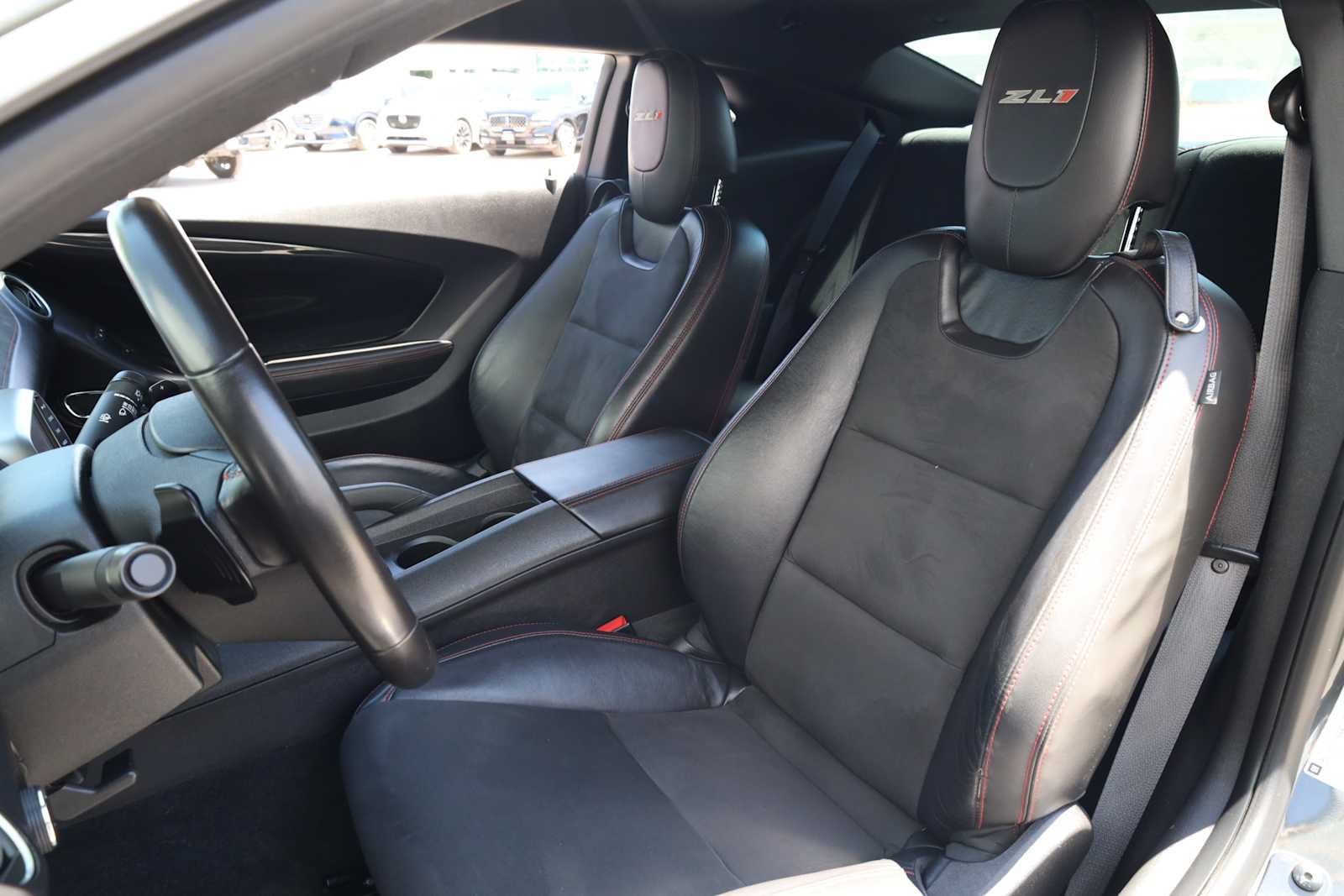 Used 2015 Chevrolet Camaro ZL1 RWD image 31