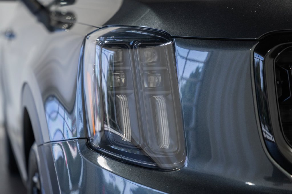 Used 2024 Kia Telluride EX X-Line AWD/4WD image 12
