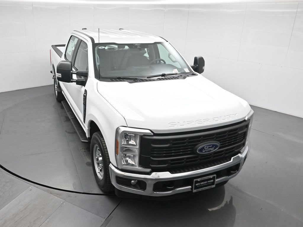 New 2026 Ford F250 XL w/ XL Chrome Package RWD image 34