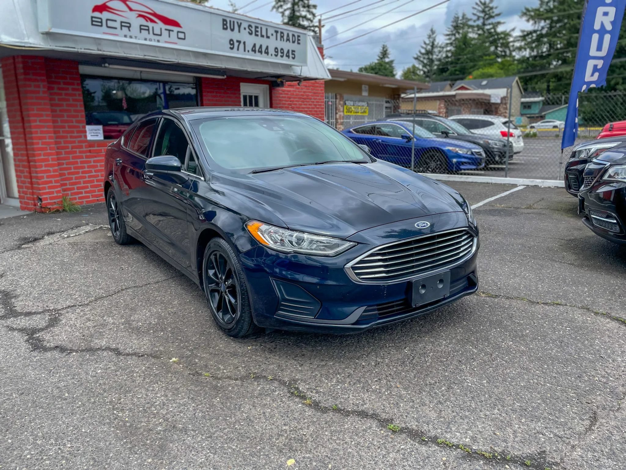 Used 2020 Ford Fusion SE FWD image 4