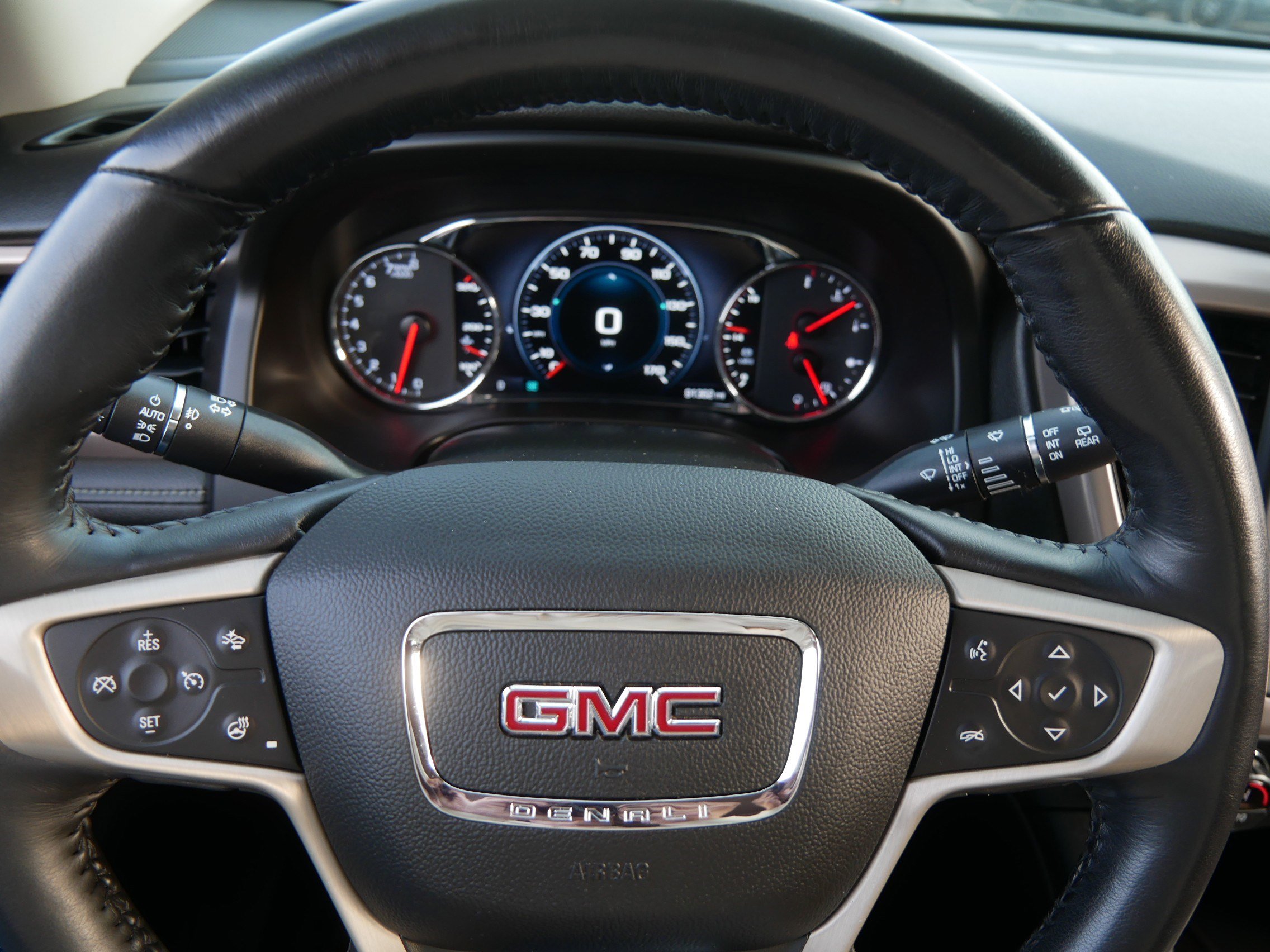 Used 2018 GMC Acadia Denali w/ LPO, Floor Liner Package image 25