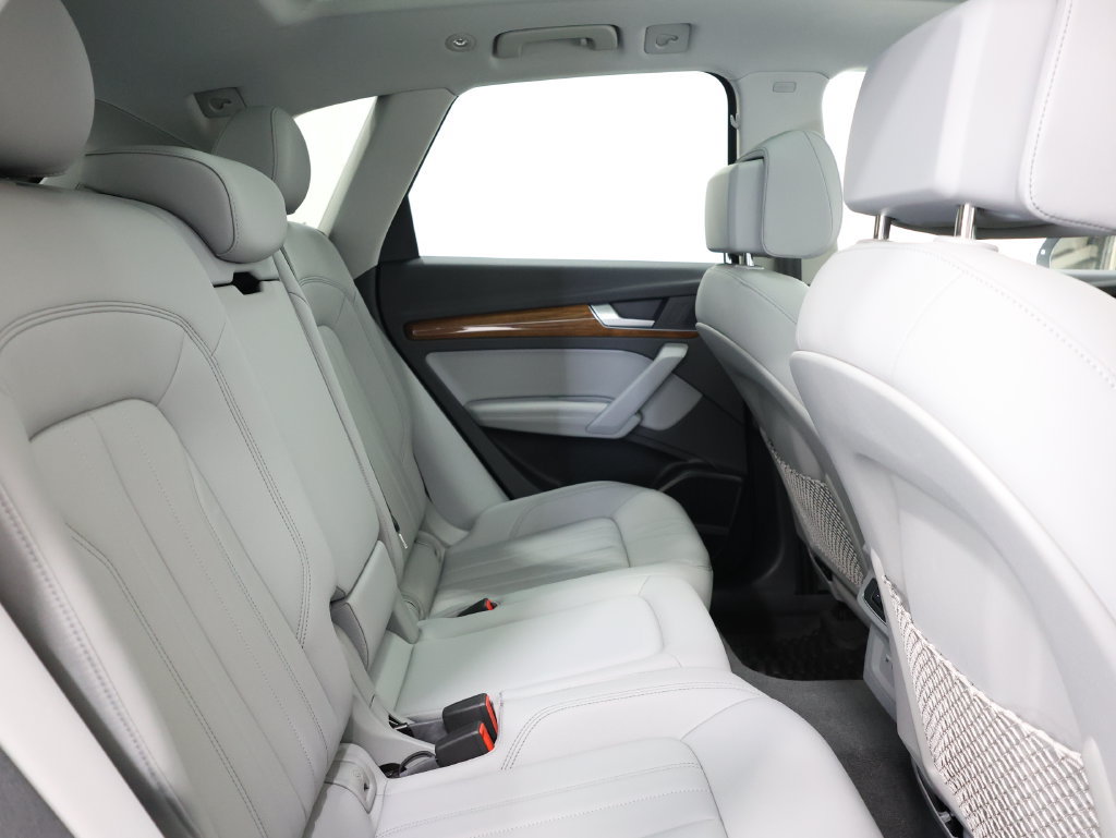 Used 2022 Audi Q5 2.0T Premium Plus AWD/4WD image 24