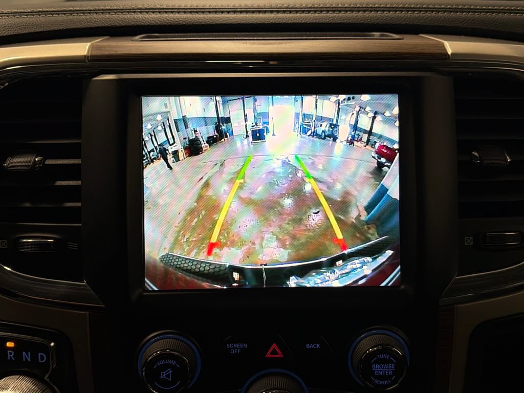 Used 2015 RAM 1500 Laramie w/ Convenience Group AWD/4WD image 8