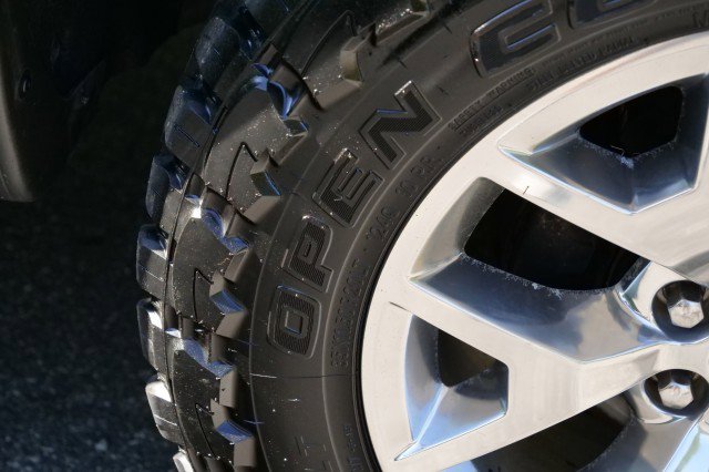 Used 2015 GMC Sierra 1500 SLT w/ SLT Crew Cab Value Package image 40