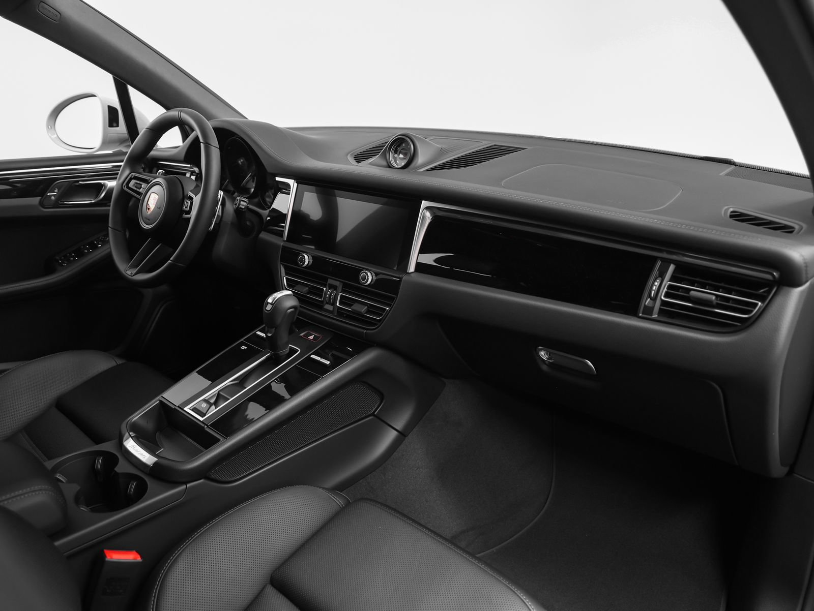 New 2026 Porsche Macan AWD/4WD image 22