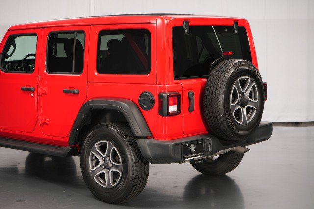 Used 2022 Jeep Wrangler Unlimited Sport w/ Sun And Sound Package AWD/4WD image 19