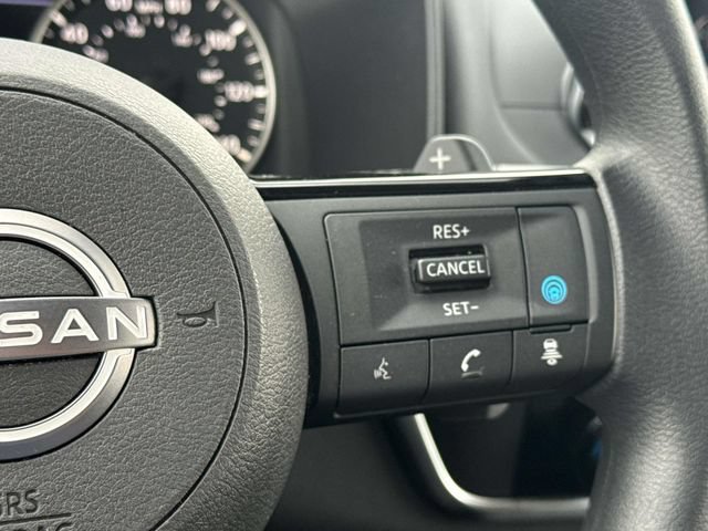 Certified 2023 Nissan Rogue SV FWD image 12