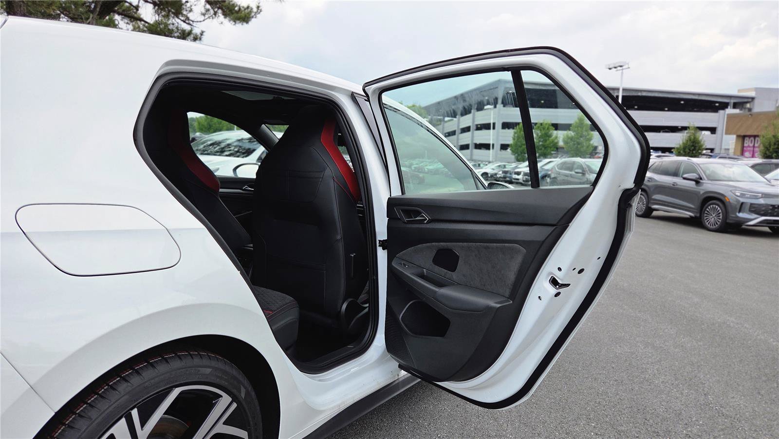 New 2026 Volkswagen GTI SE FWD image 29