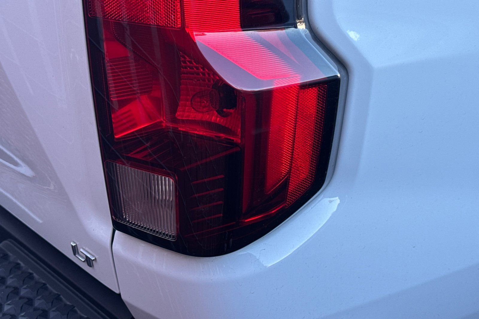 Used 2024 Chevrolet Colorado LT w/ LT Convenience Package II image 6