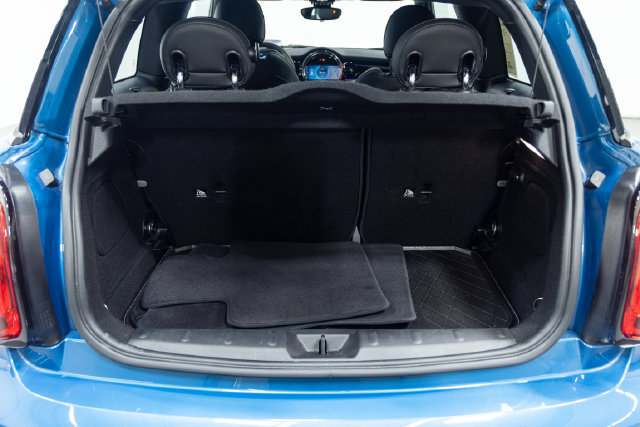 Used 2024 MINI Cooper S FWD image 9