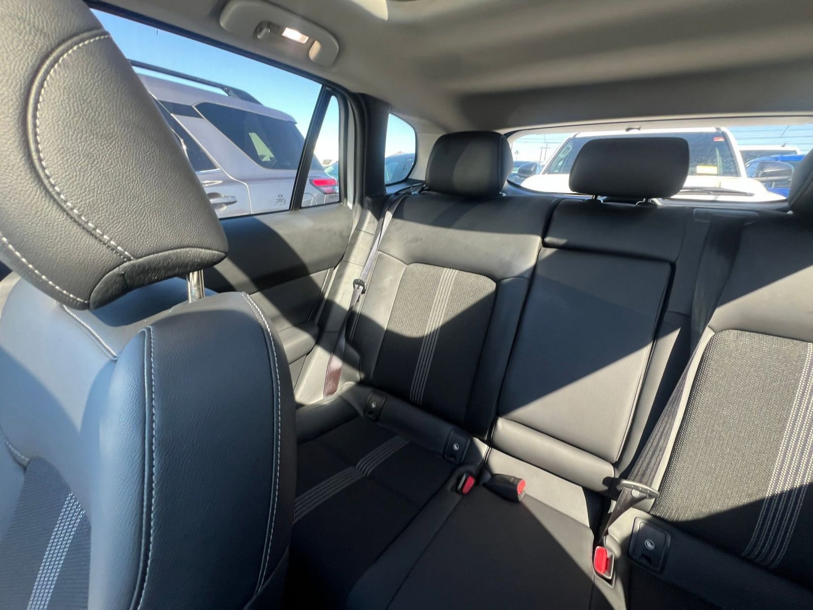 Used 2025 MAZDA CX-50 AWD 2.5 S w/ Premium Package image 41