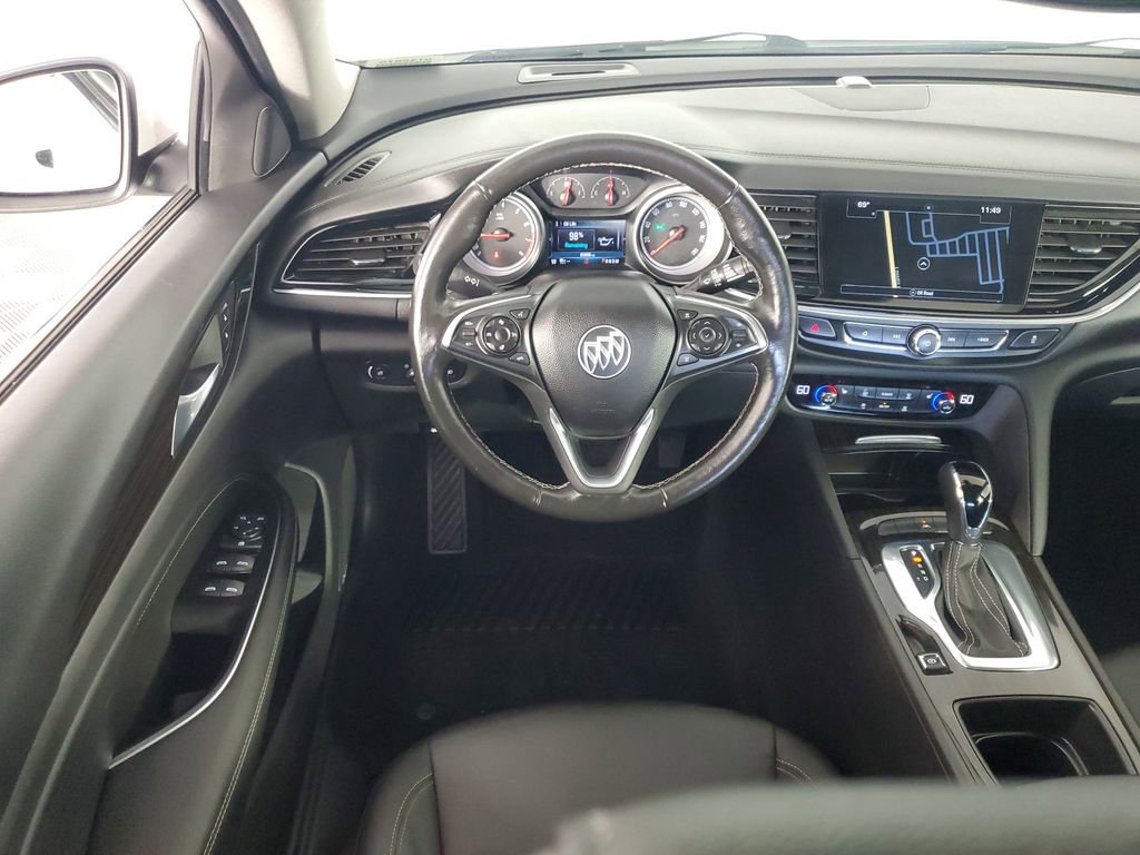 Used 2018 Buick Regal Essence w/ Driver Confidence Package #1 image 14