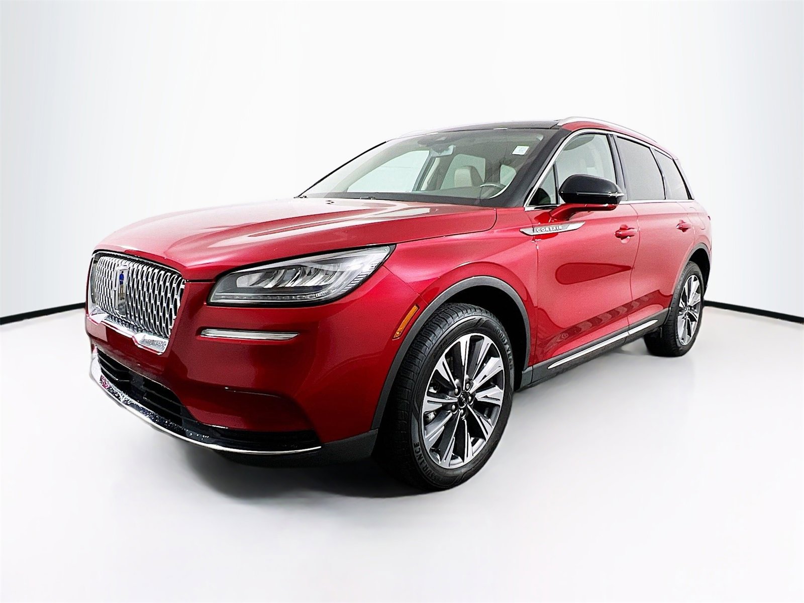 Used 2022 Lincoln Corsair Reserve w/ Elements Package image 3