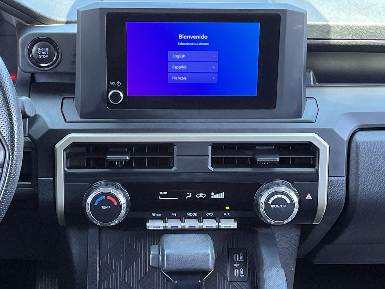 Used 2025 Toyota Tacoma SR AWD/4WD image 15