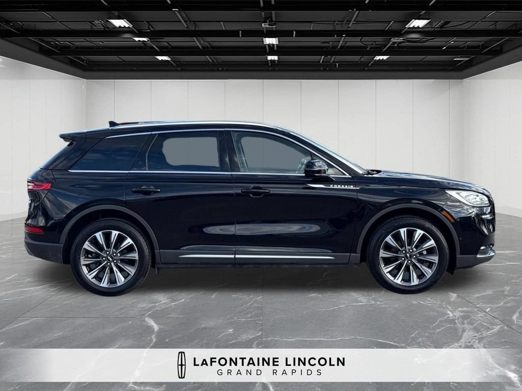 Certified 2022 Lincoln Corsair Reserve w/ Equipment Group 201A AWD/4WD image 6