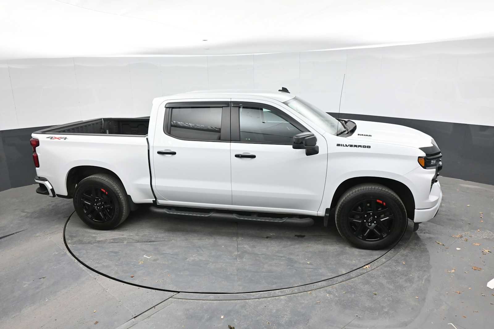 Used 2023 Chevrolet Silverado 1500 RST w/ Redline Edition AWD/4WD image 40