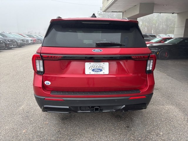 Used 2025 Ford Explorer ST-Line w/ Premium Package image 6