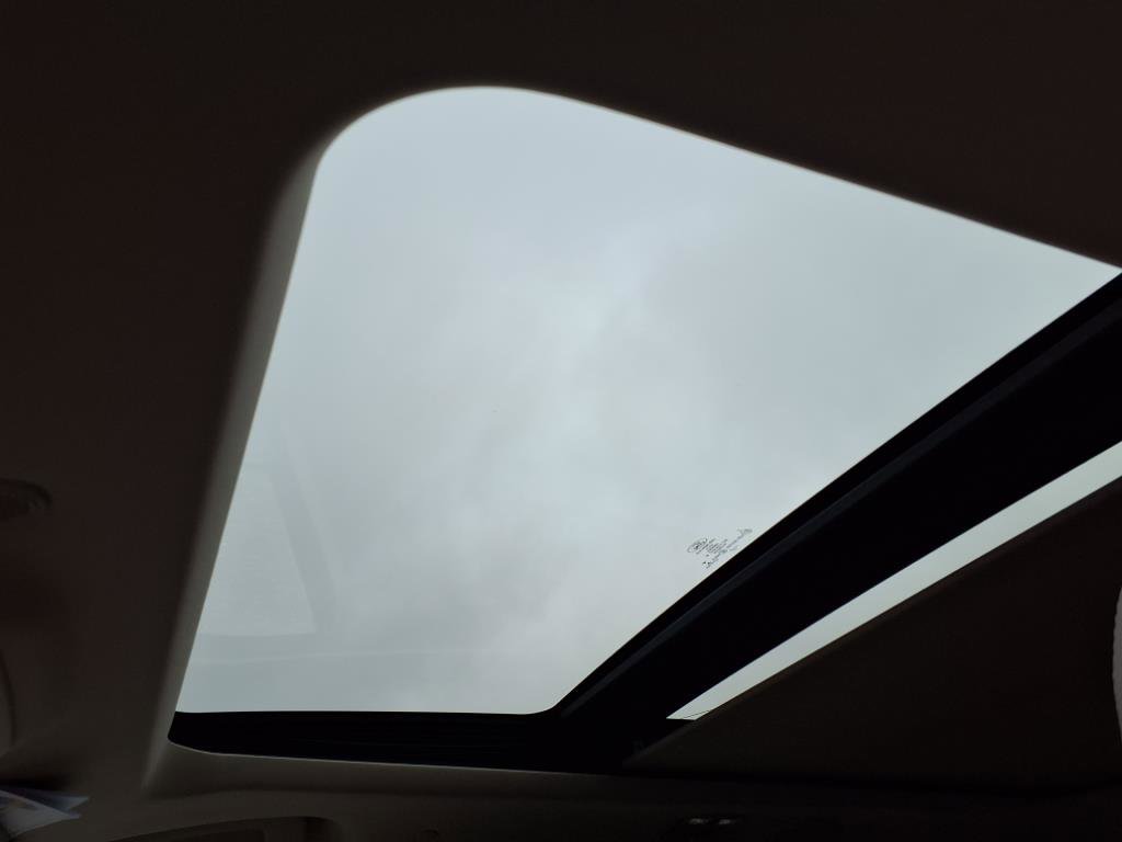 Used 2021 Ford Explorer Limited w/ Hybrid Equipment Group 310A image 17