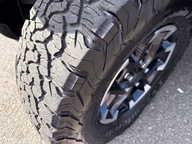 Used 2024 Jeep Wrangler Unlimited Rubicon 4xe w/ Technology Group AWD/4WD image 8