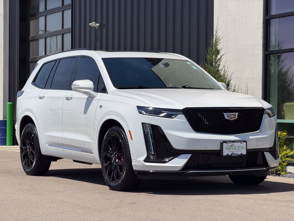 Used 2024 Cadillac XT6 Sport AWD/4WD image 5