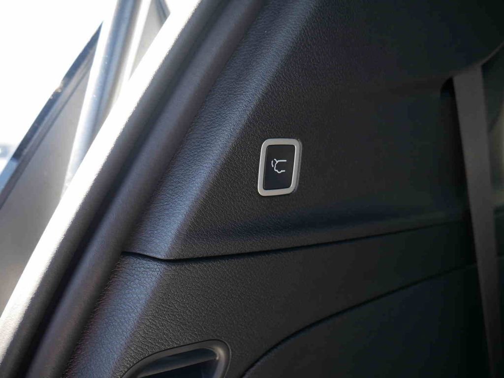 New 2026 Chrysler Pacifica Select image 8