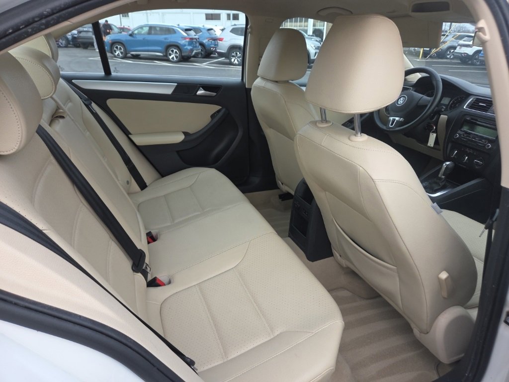 Used 2013 Volkswagen Jetta SE image 19