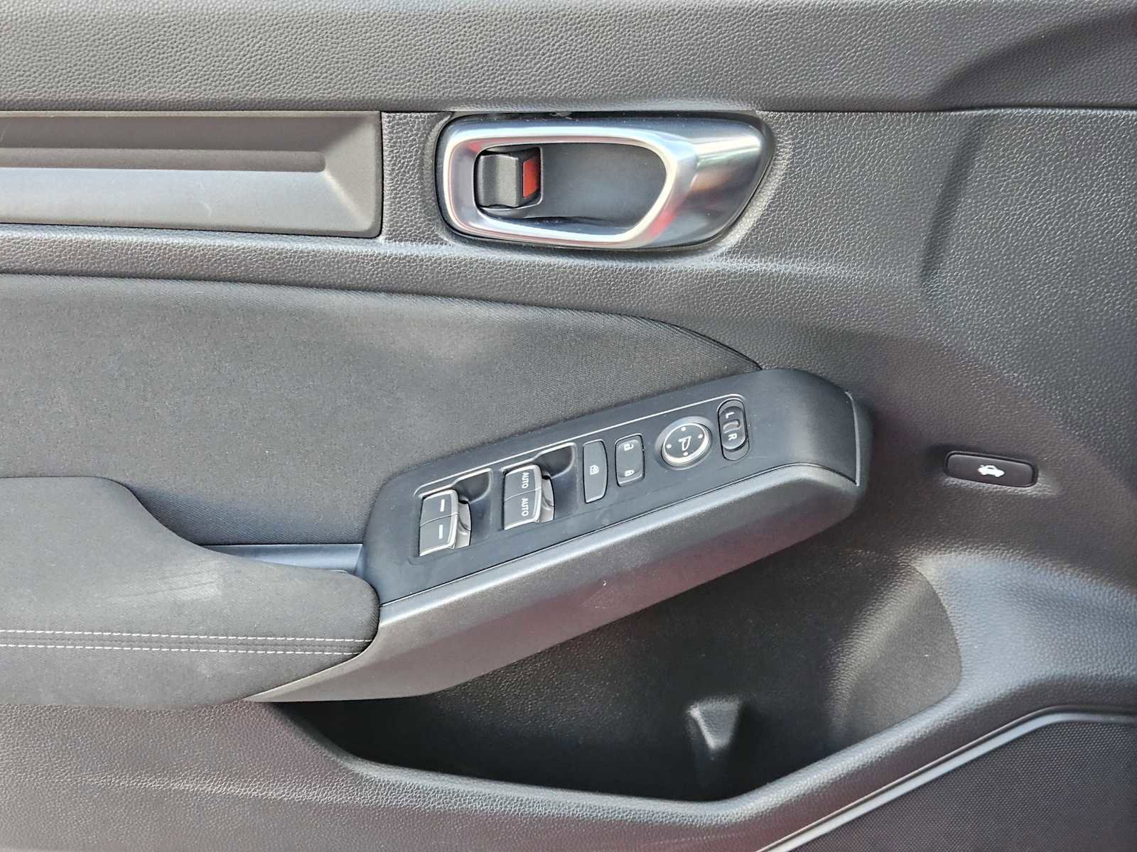 Certified 2024 Honda Civic Sport image 22