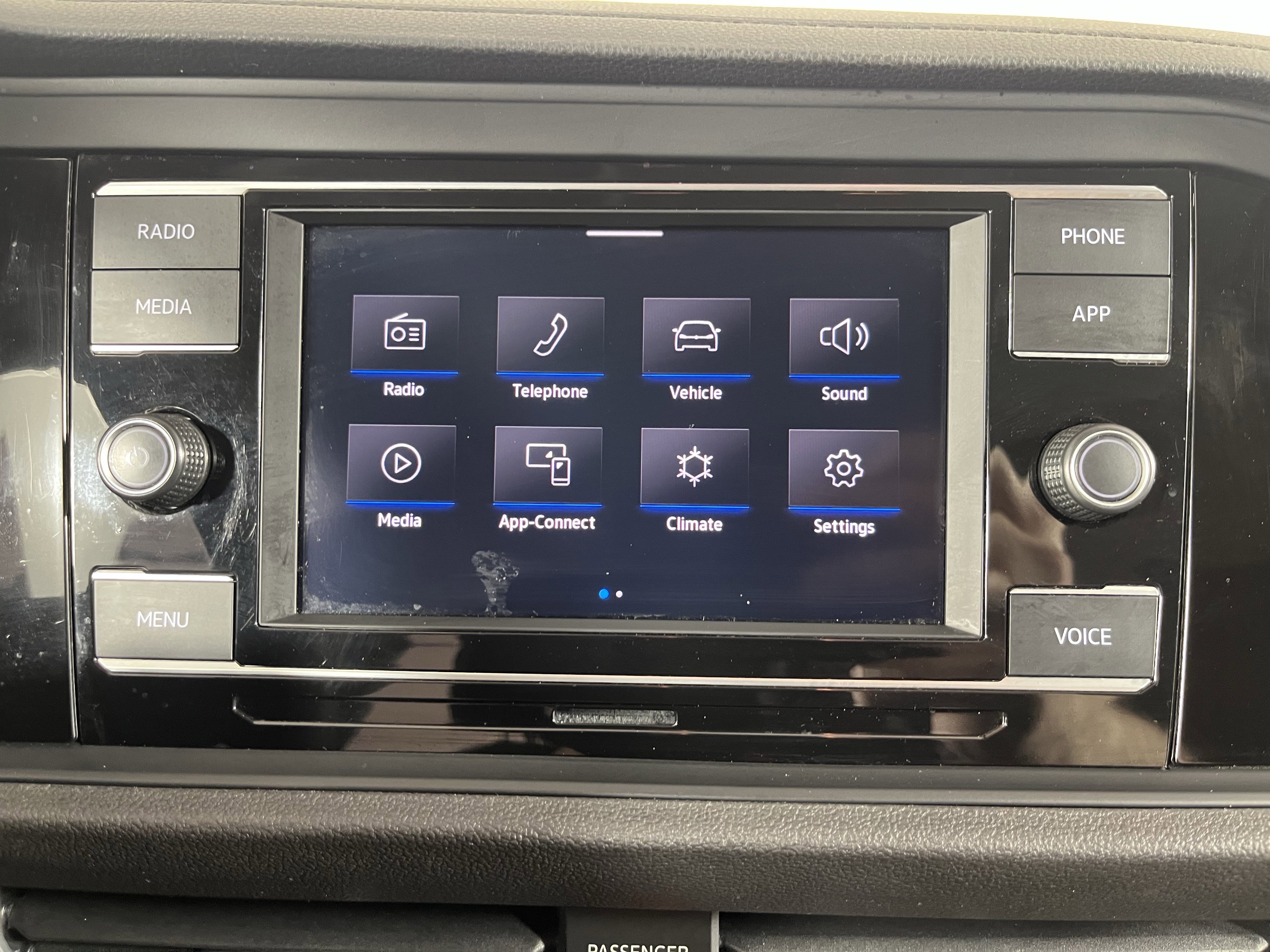 Certified 2023 Volkswagen Jetta SE w/ Panoramic Sunroof Package image 15