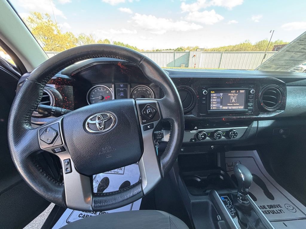 Used 2017 Toyota Tacoma SR5 w/ Tow Package image 9