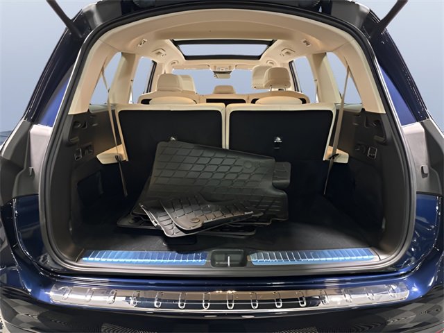 Used 2022 Mercedes-Benz GLS 450 4MATIC image 11