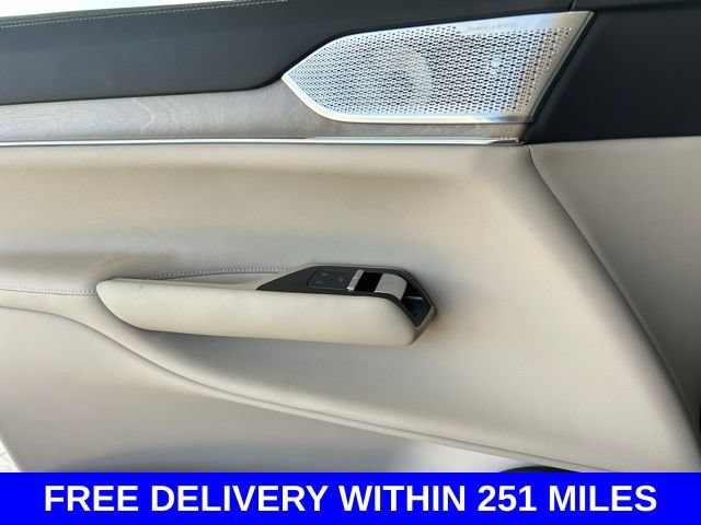 New 2025 Volvo EX90 Ultra AWD/4WD image 12