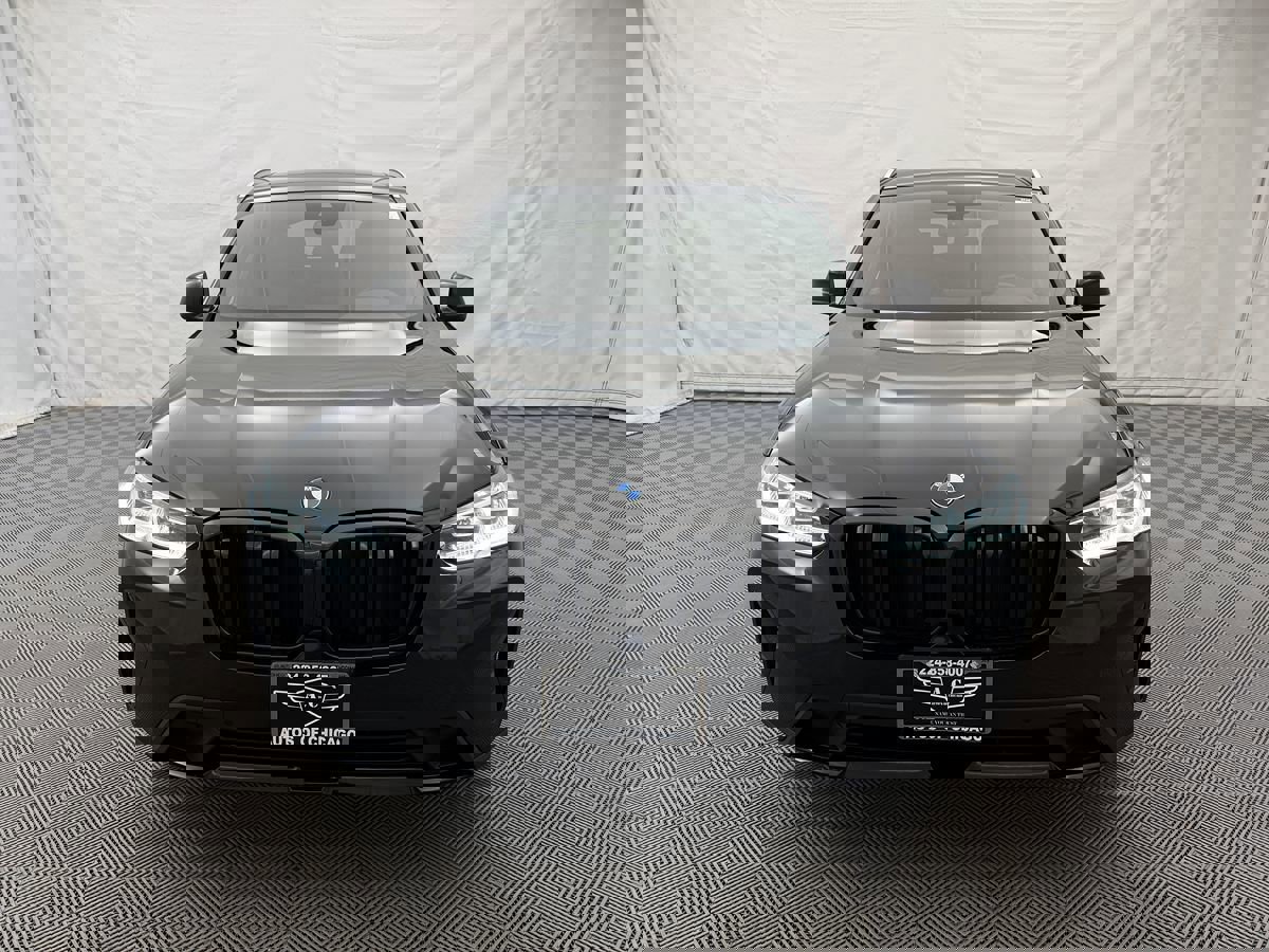 Used 2024 BMW X3 xDrive30i image 3